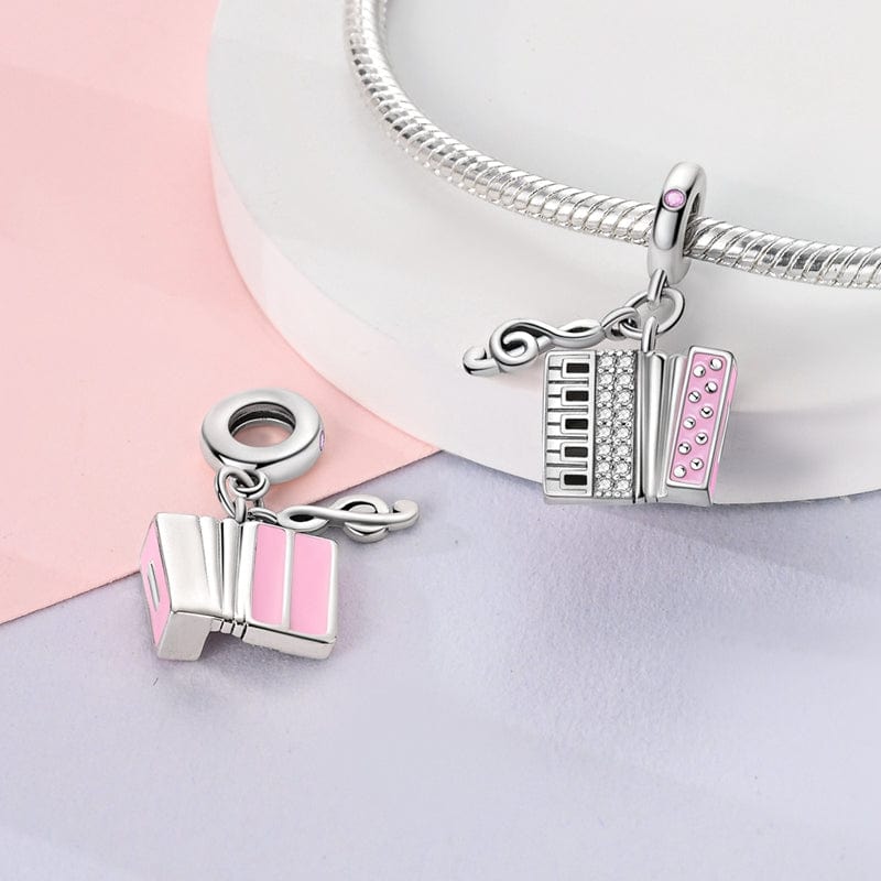 หีบเพลงดนตรีและ Treble Clef Double Dangle Charm