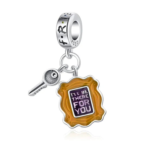 Charm colgante con forma de llave y mirilla de la serie de televisión Friends