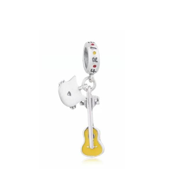 Friends TV sorozat Phoebe's Guitar Dangle Charm